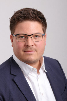 Dennis Frank